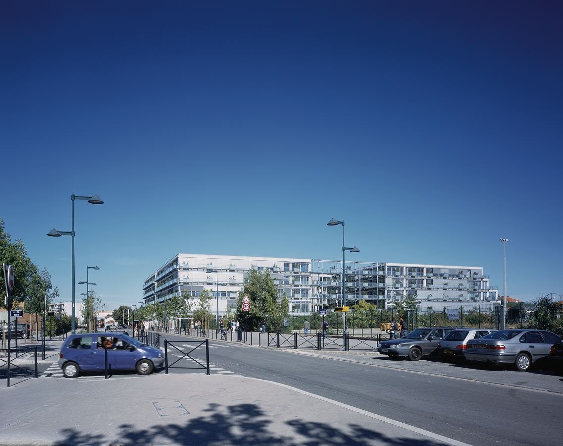 Universitair centrum voor bedrijfskunde in Bordeaux, Frankrijk, door Anne Lacaton en Jean-Philippe Vassal