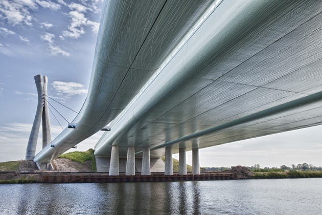 Burgemeester Letschertbrug: een brug met een twist