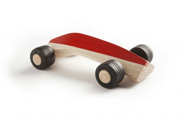 Design van de Week: Spliners houten speelgoedautootjes door Maarten Olden