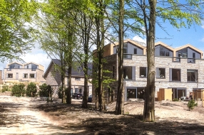 ZuiderDUIN Almere is de winnaar van de Neprom-prijs in 2017. Het ontwerp is van De bureaus BVR en ZUS maakten een stedenbouwkundig en landschapsontwerp waarin ‘duinbeleving’ centraal staat. 