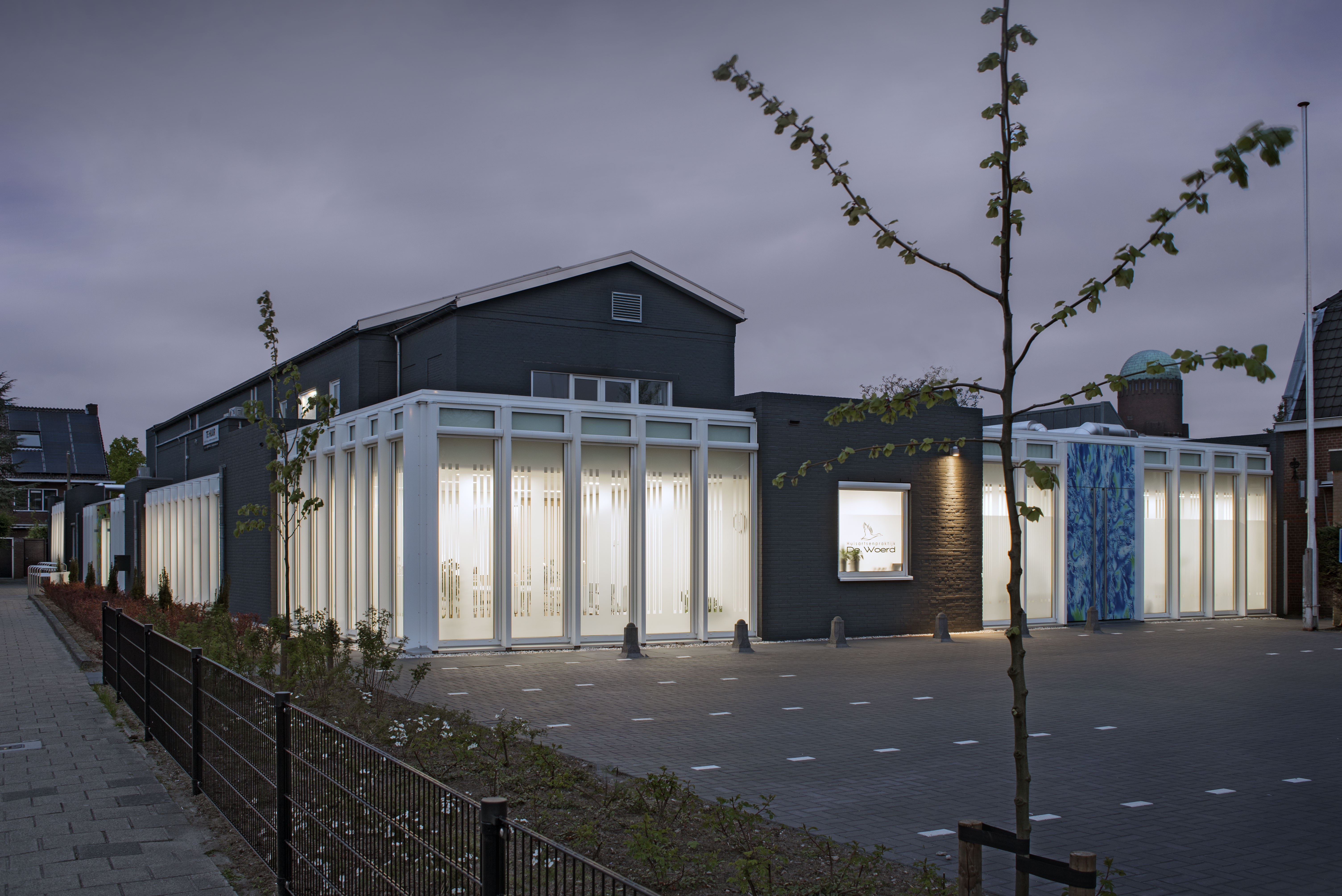 Gezondheidscentrum de Kandelaar in de schemer - HET architectenbureau