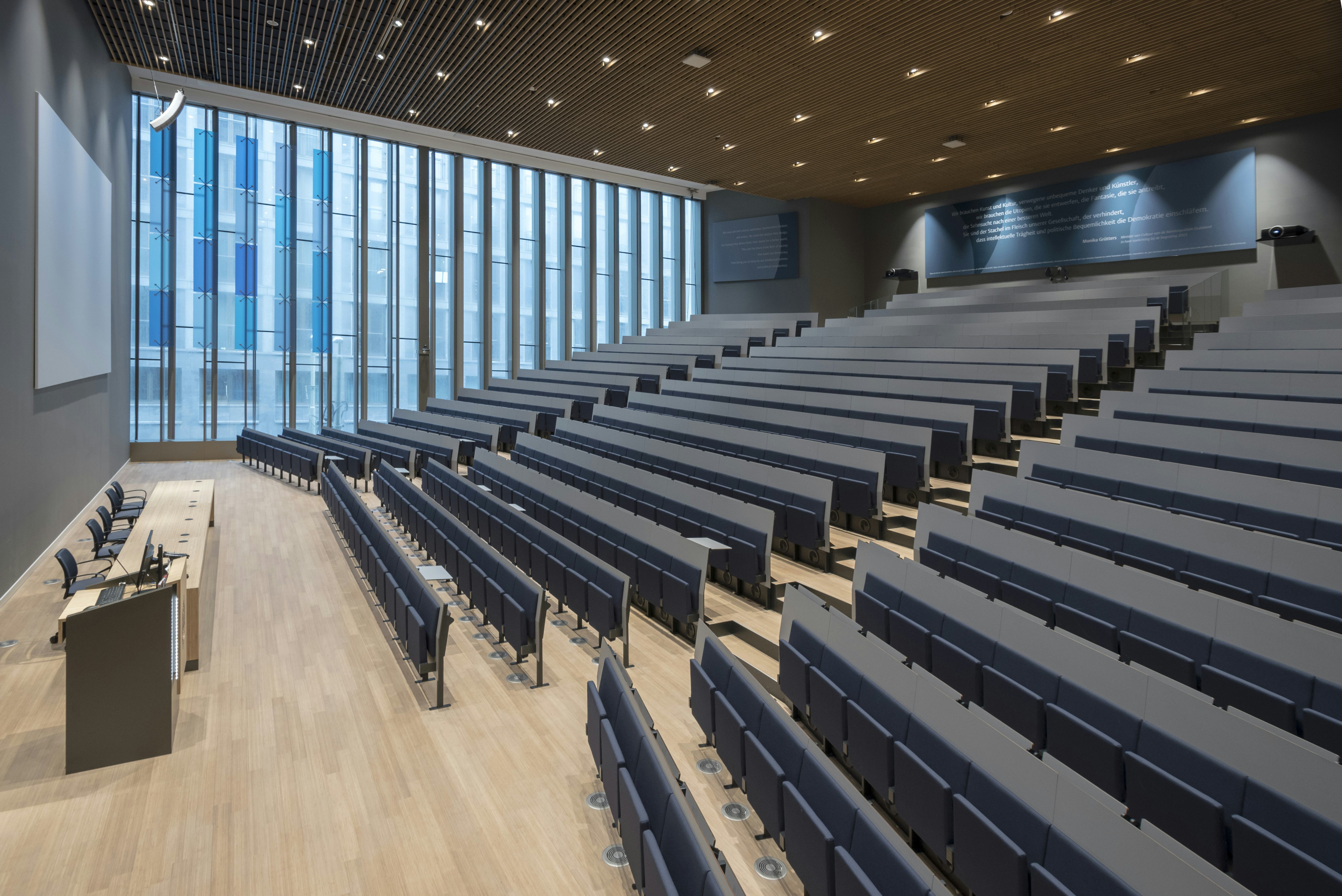 Auditorium Campus Den Haag, foto: Peter de Ruig