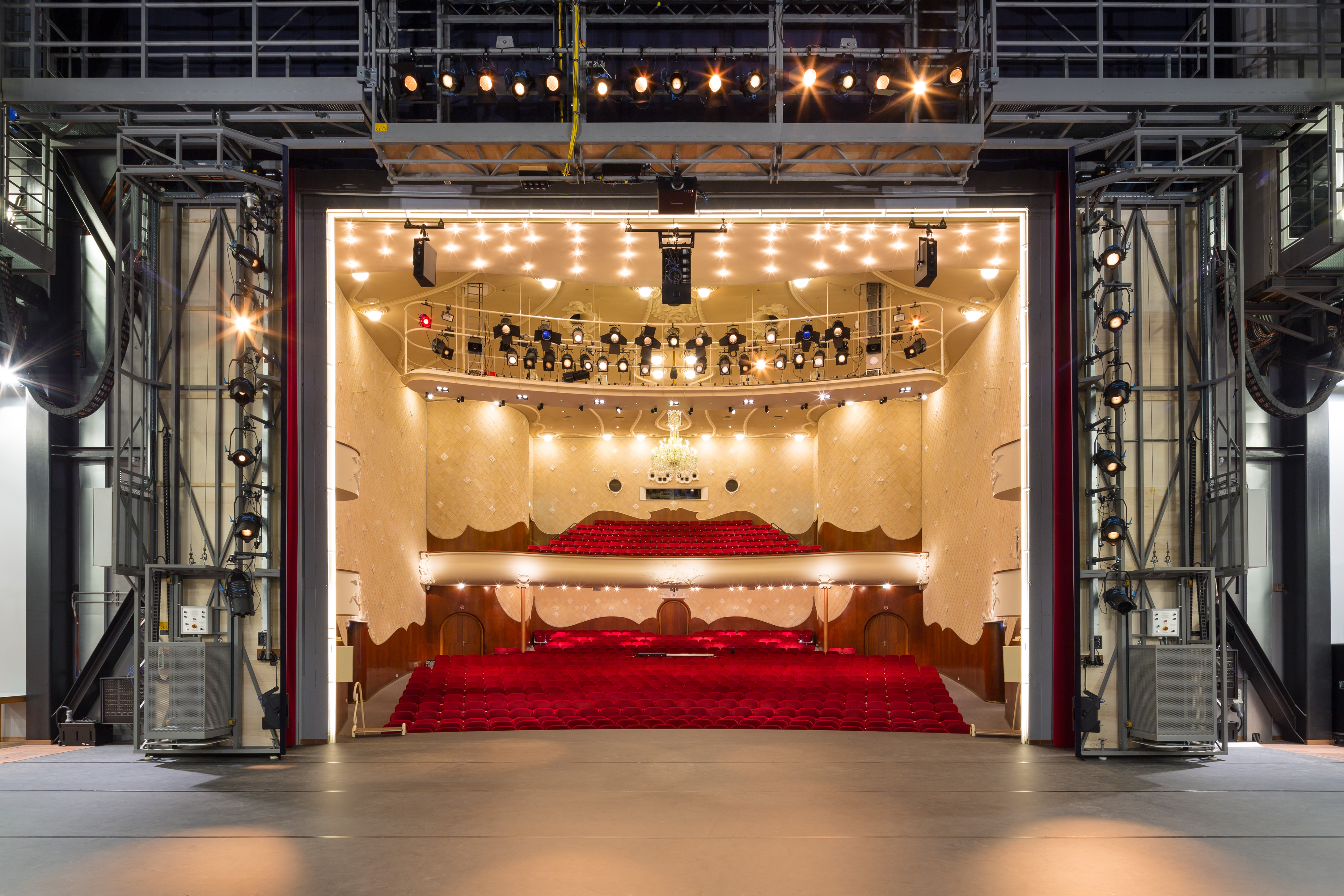 Restauratie en uitbreiding Schouwburg Kunstmin - Greiner van Goor Huijten Architecten BV