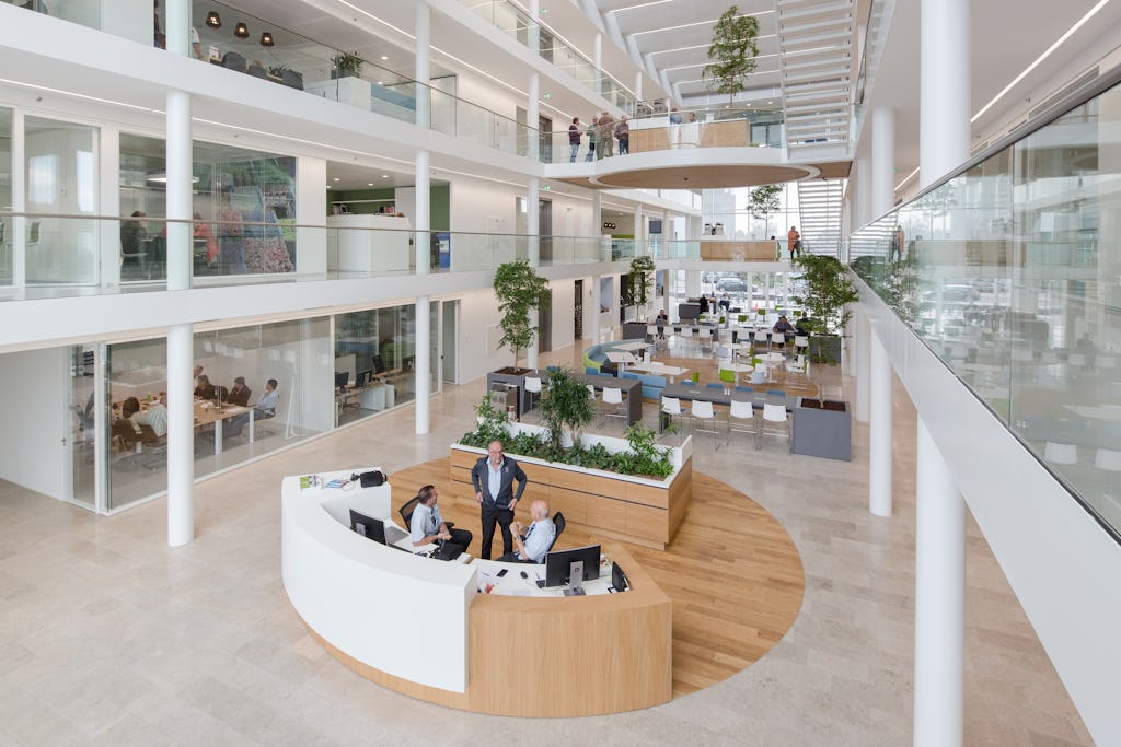 Interieur Verdilaan, publieks en bestuurscentrum. Foto Lucas van der Wee