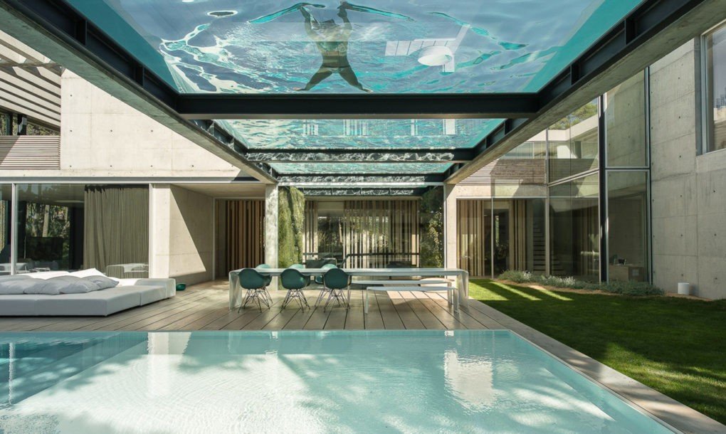 Apers_Zwembad_Guedes Cruz_The Wall House