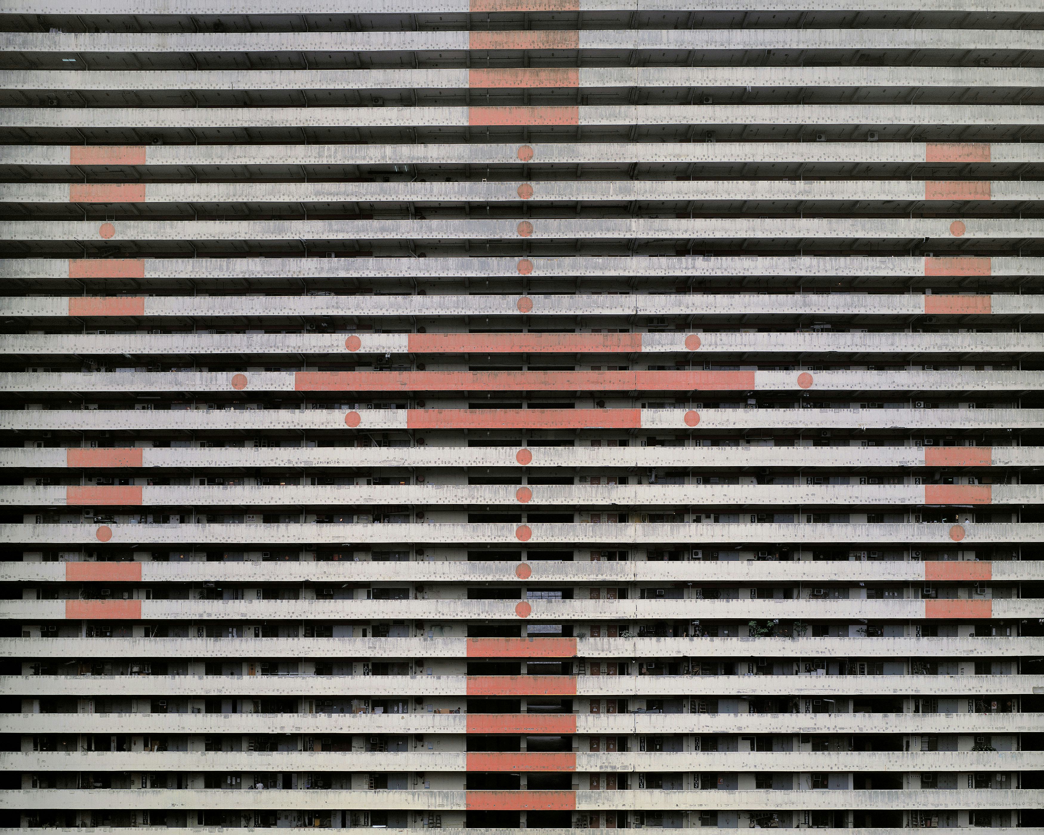 Michael Wolf, Architecture of Density, Hong Kong 2003-2014. © Michael Wolf 2018, courtesy Galerie Wouter van Leeuwen