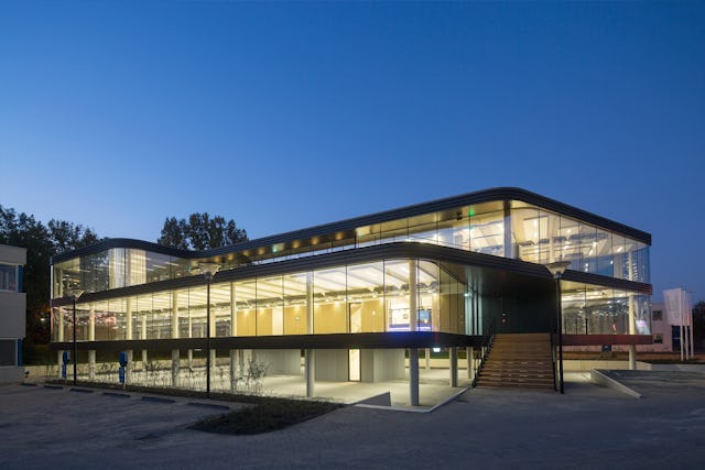 De Curve, IJselstein - EVA architecten