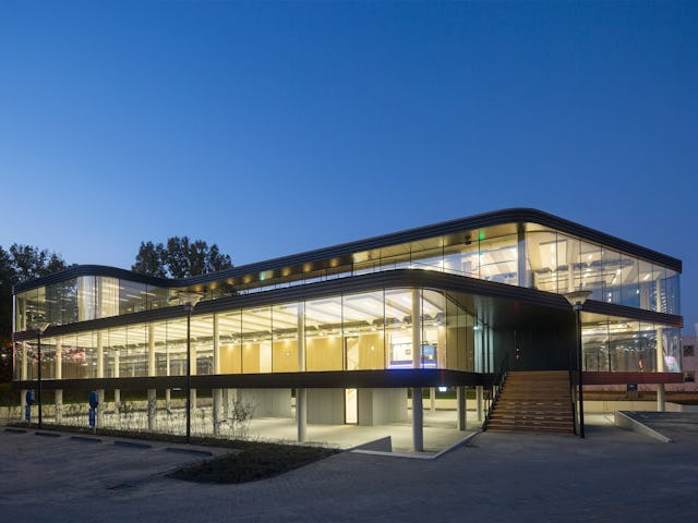 De Curve, IJselstein - EVA architecten
