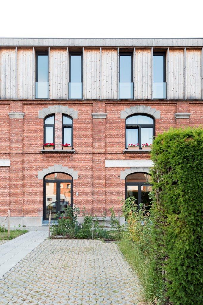 Beeld Jessy van der Werff Cohousing in voormalige rijkswachtkazerne Deurne - Polygoon Architectuur, Jouri De Pelecijn