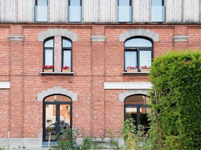 Beeld Jessy van der Werff Cohousing in voormalige rijkswachtkazerne Deurne - Polygoon Architectuur, Jouri De Pelecijn