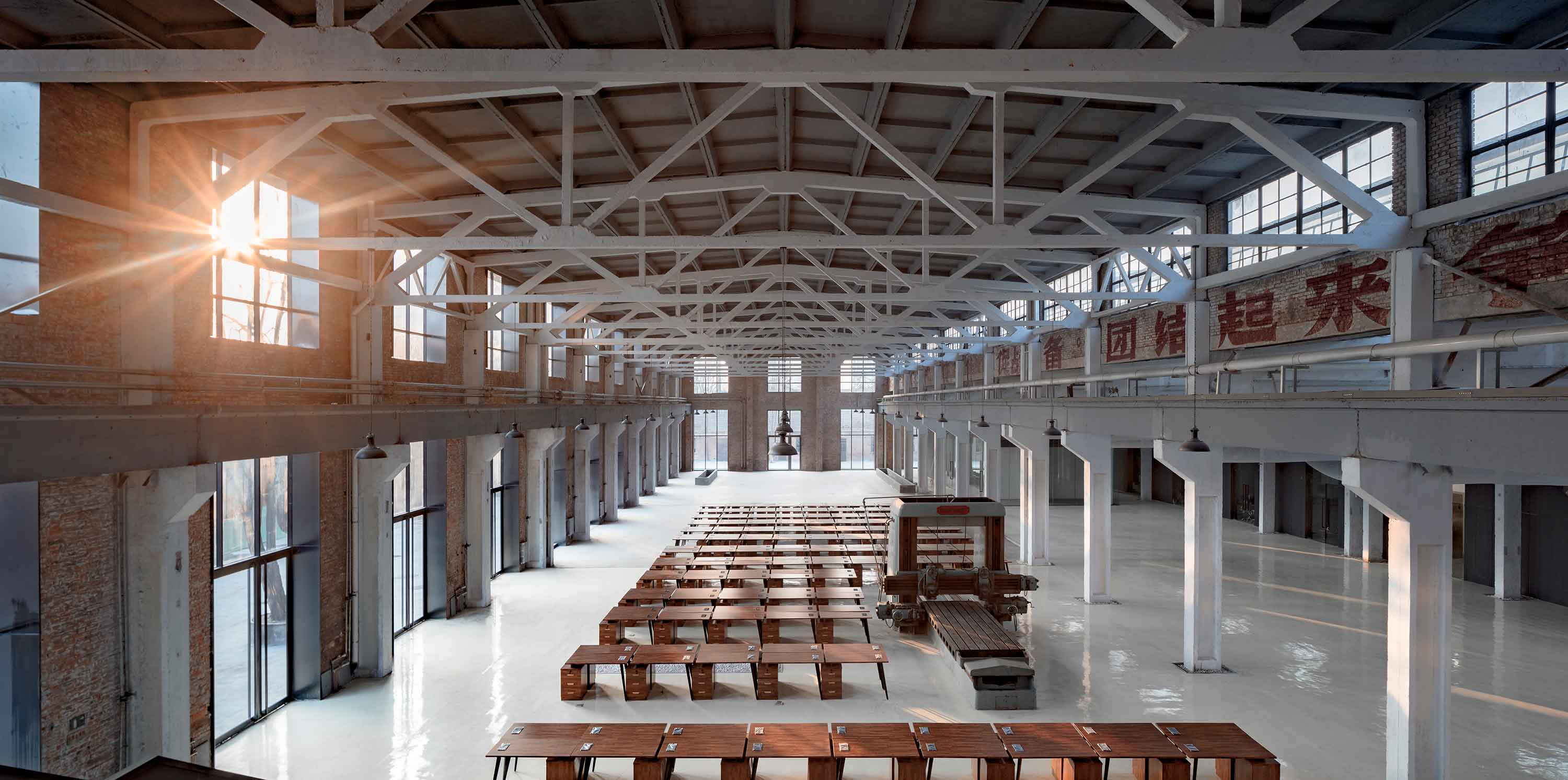 Beeld Marc Goodwin, Re-veil, Changzhi - Superimpose