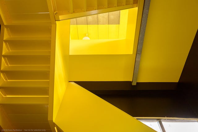 Beeld Frans Parthesius- Consulaat Indonesië, Den Haag - Parthesius, Krill o.r.c.a. + SHAU