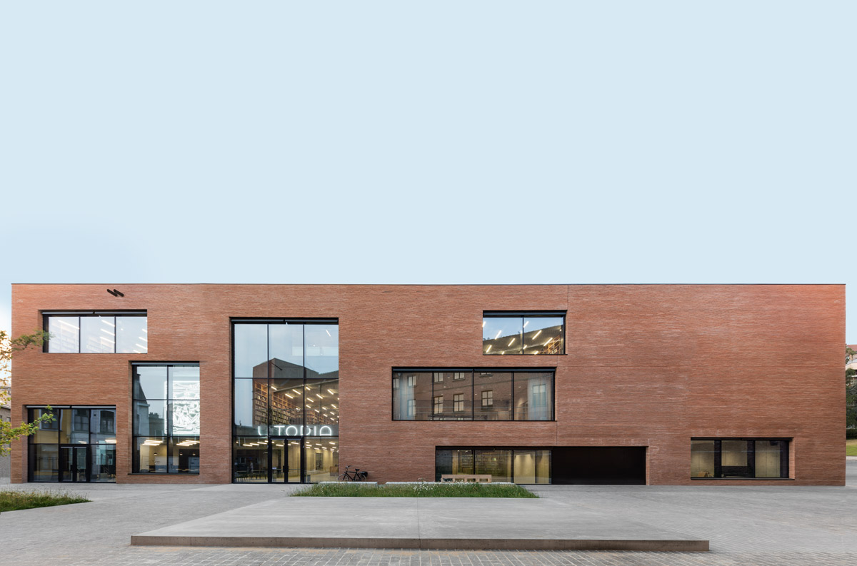 Beeld Delfino Sisto Legnani e Marco Cappelletti - Utopia, Aalst -_KAAN Architecten