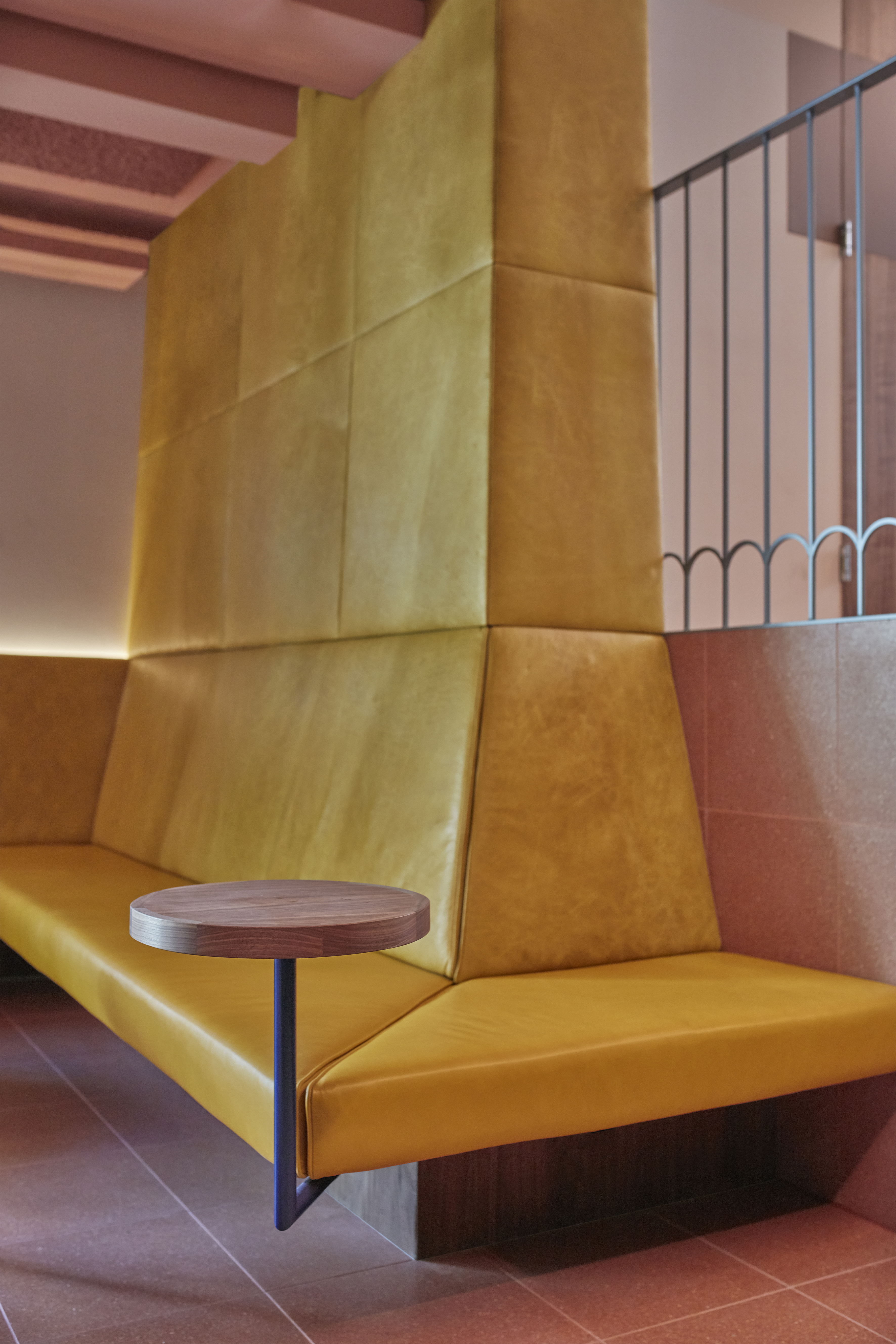 CityHub Rotterdam - Studio Modijefsky