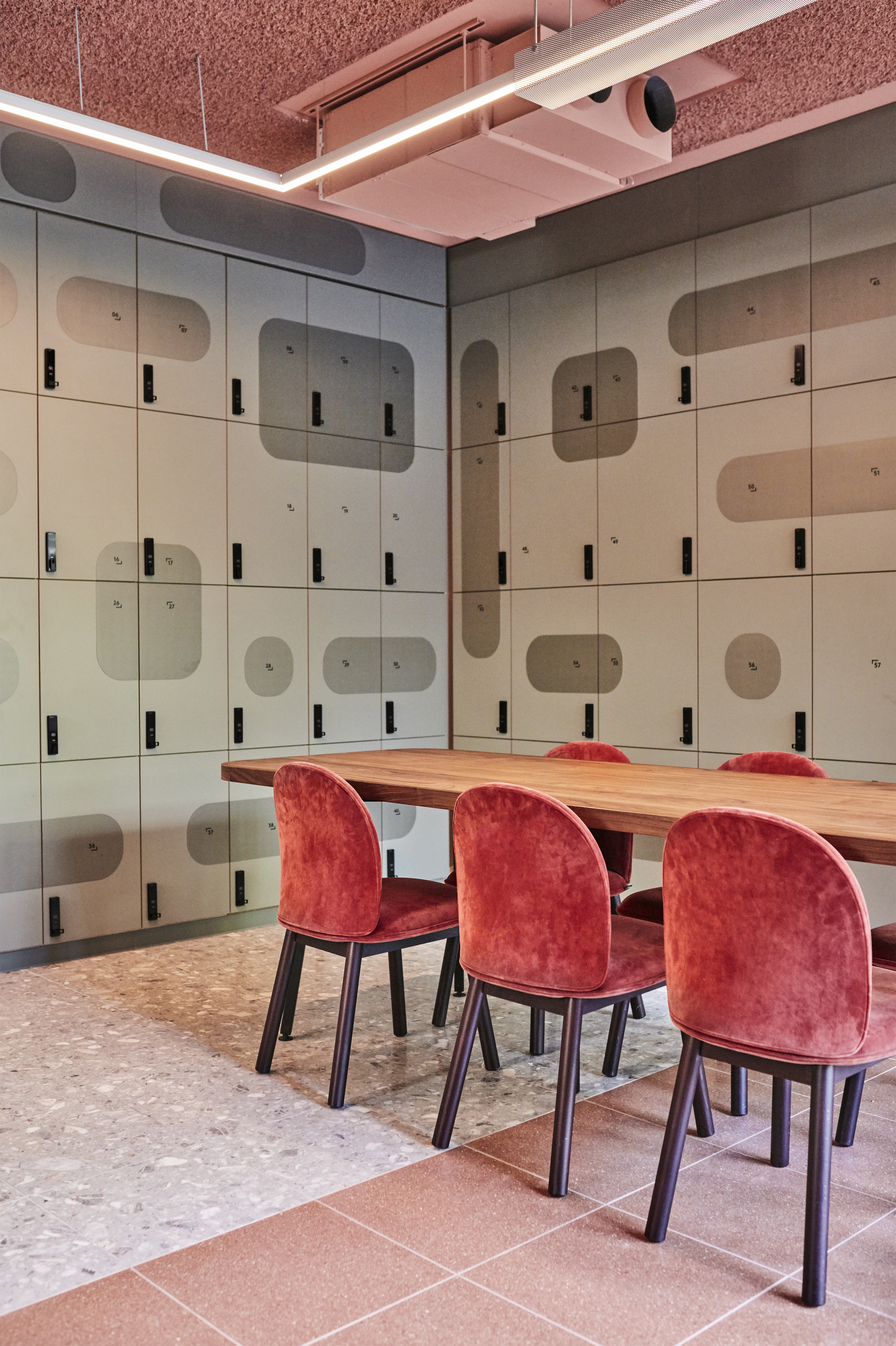 CityHub Rotterdam - Studio Modijefsky