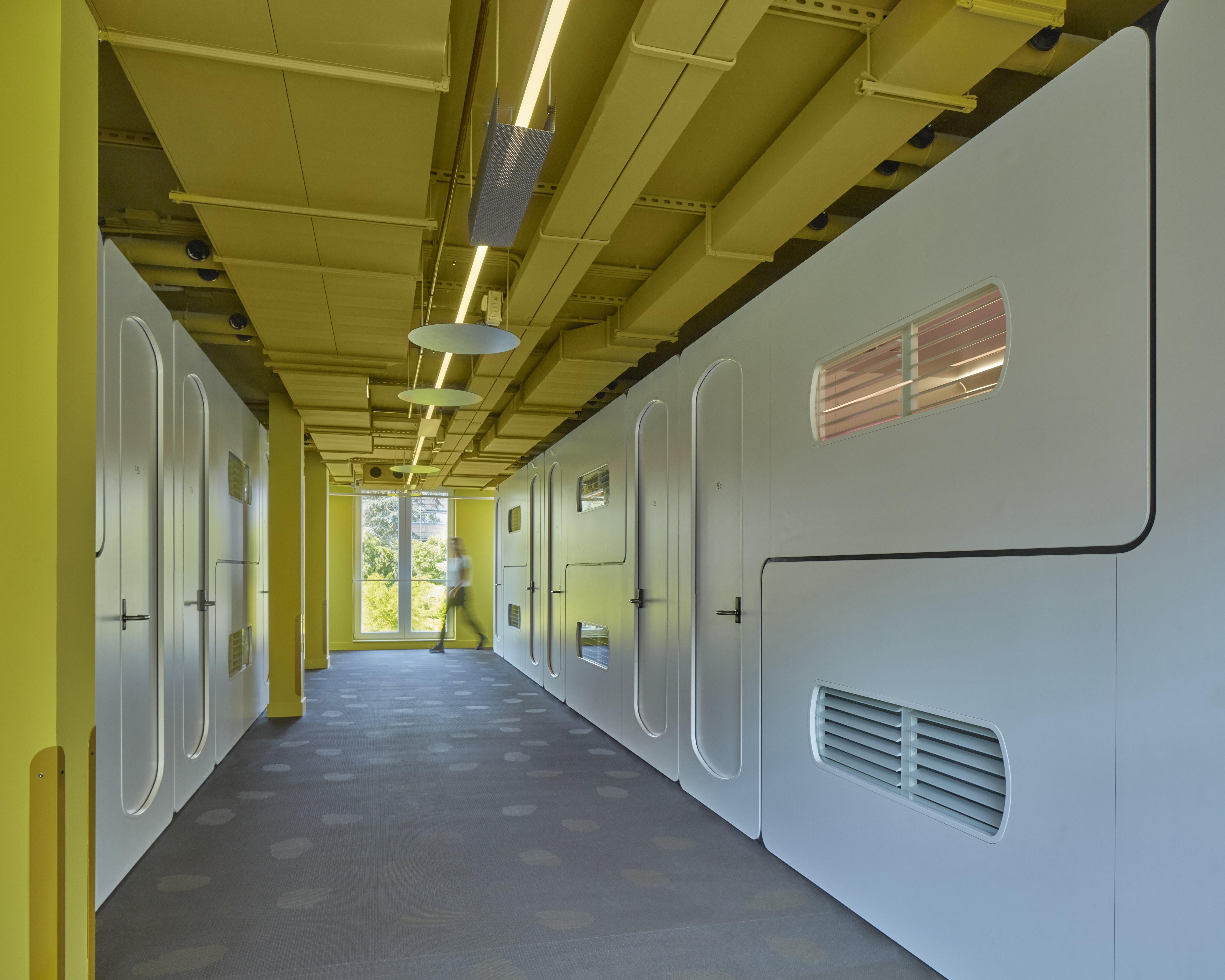 CityHub Rotterdam - Studio Modijefsky