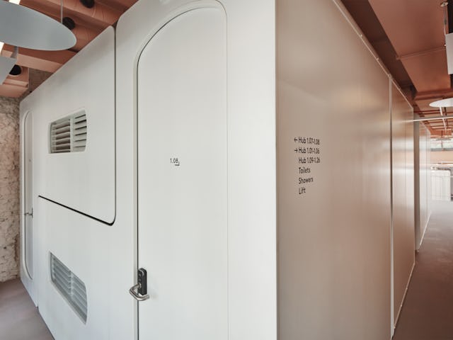 CityHub Rotterdam - Studio Modijefsky