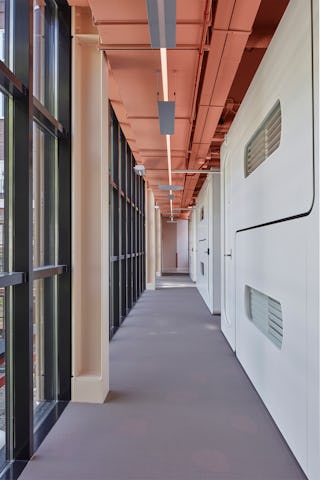 CityHub Rotterdam - Studio Modijefsky