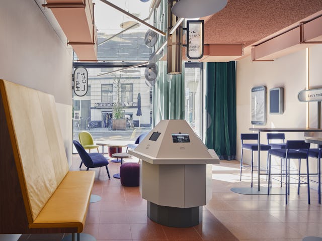 CityHub Rotterdam - Studio Modijefsky