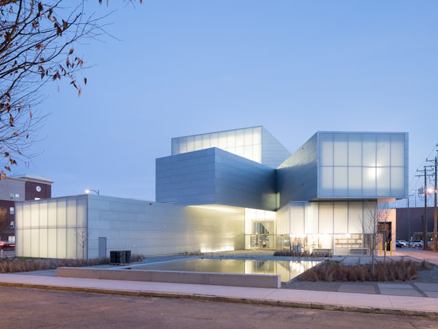Beeld Iwan Baan. Insitute for Contemporary Art, Richmond (VS) – Steven Holl Architects