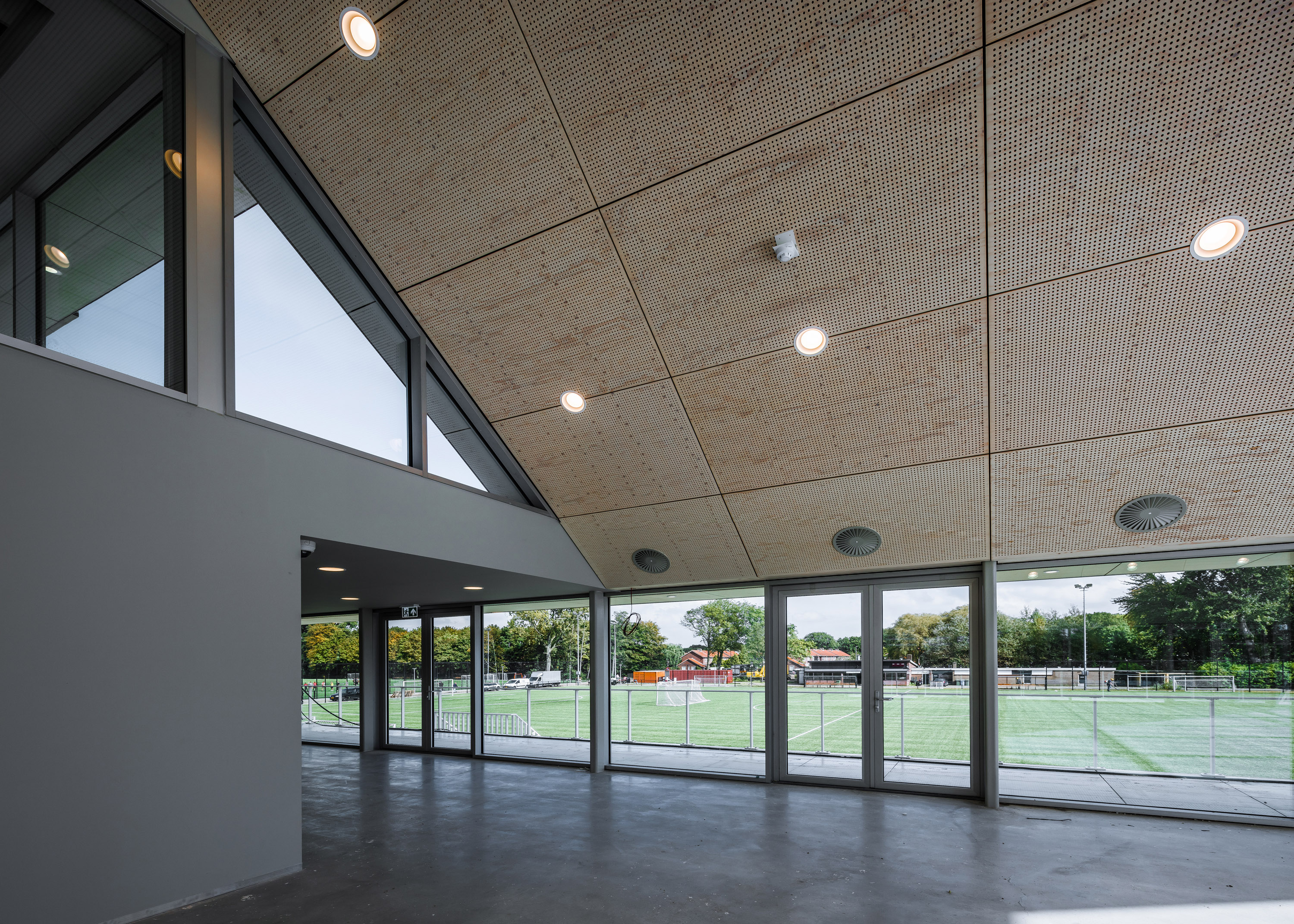 Clubverzamelgebouw Varkenoord Rotterdam - NL Architects, beeld Sebastian van Damme