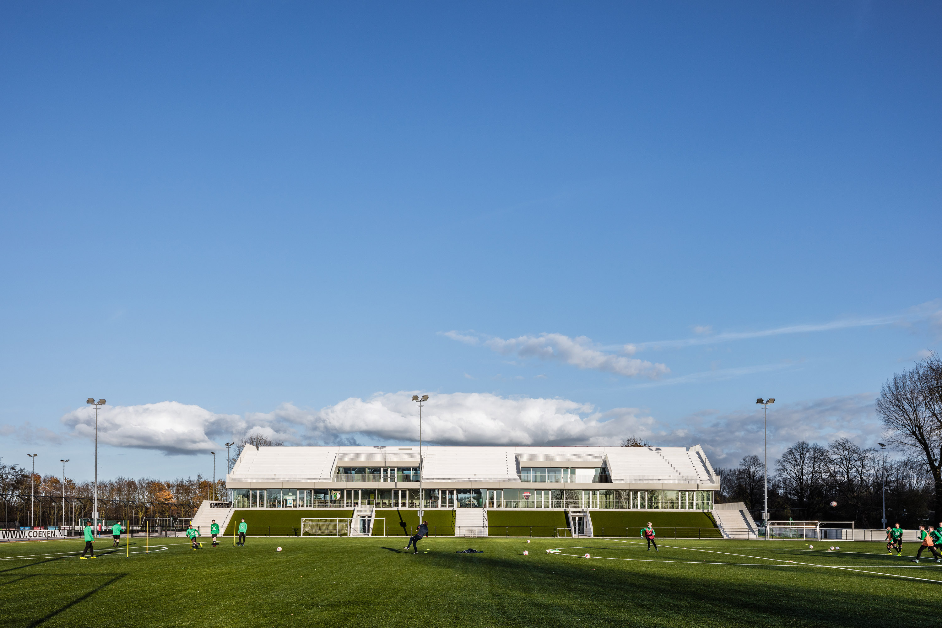 Clubverzamelgebouw Varkenoord Rotterdam - NL Architects, beeld Sebastian van Damme