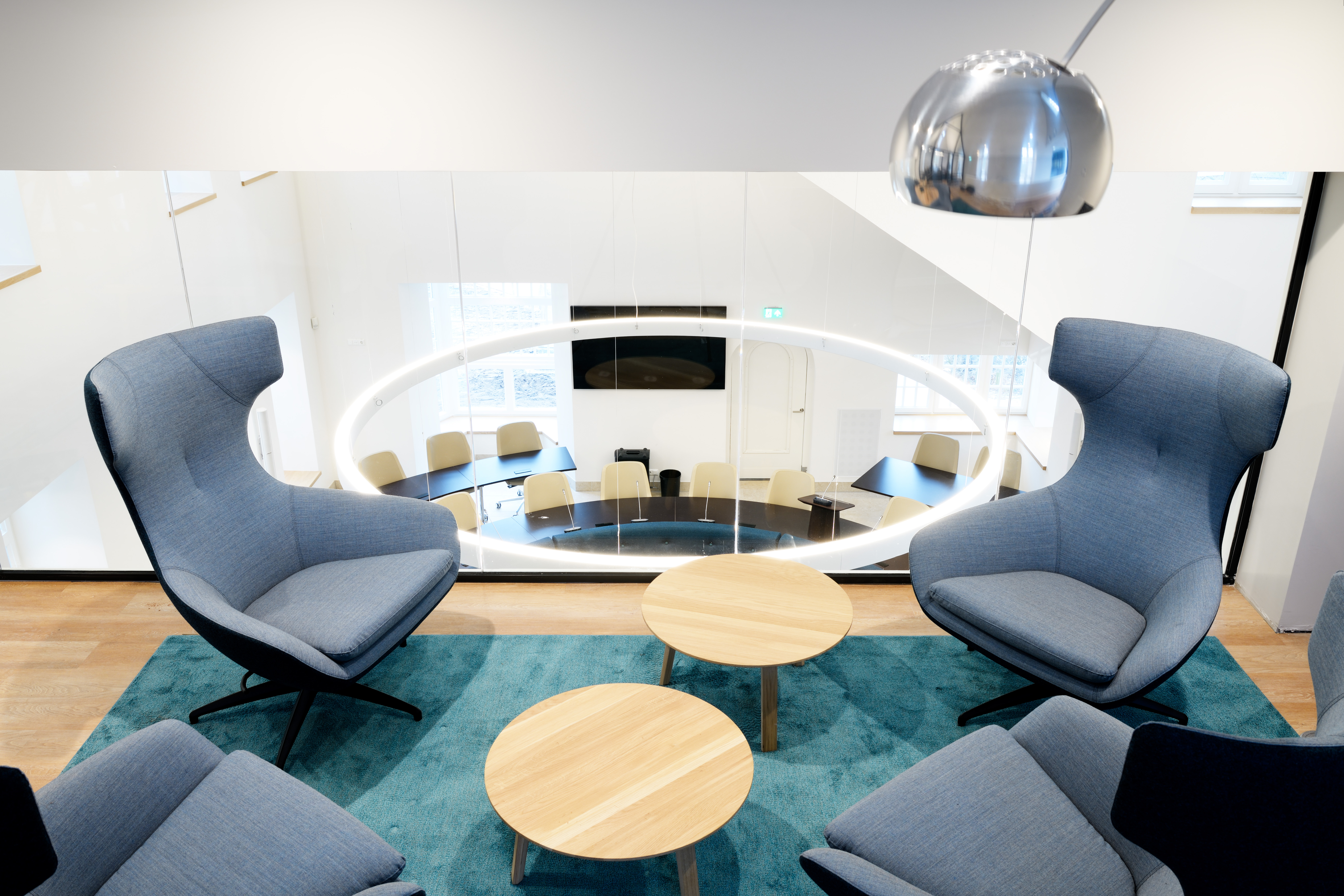 interieur nieuwbouw gemeentehuis Aalst-Waalre door Burobas