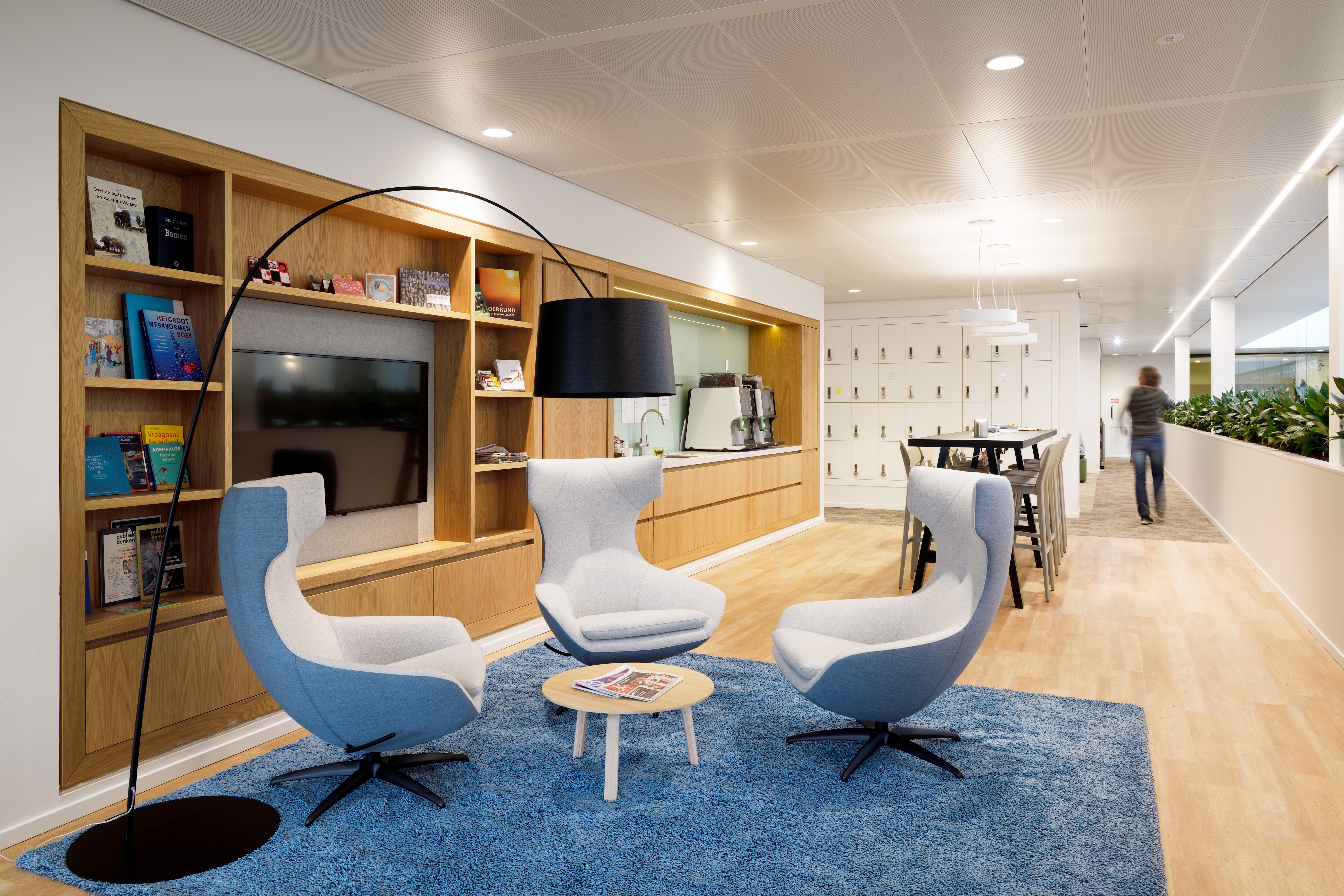 interieur nieuwbouw gemeentehuis Aalst-Waalre door Burobas