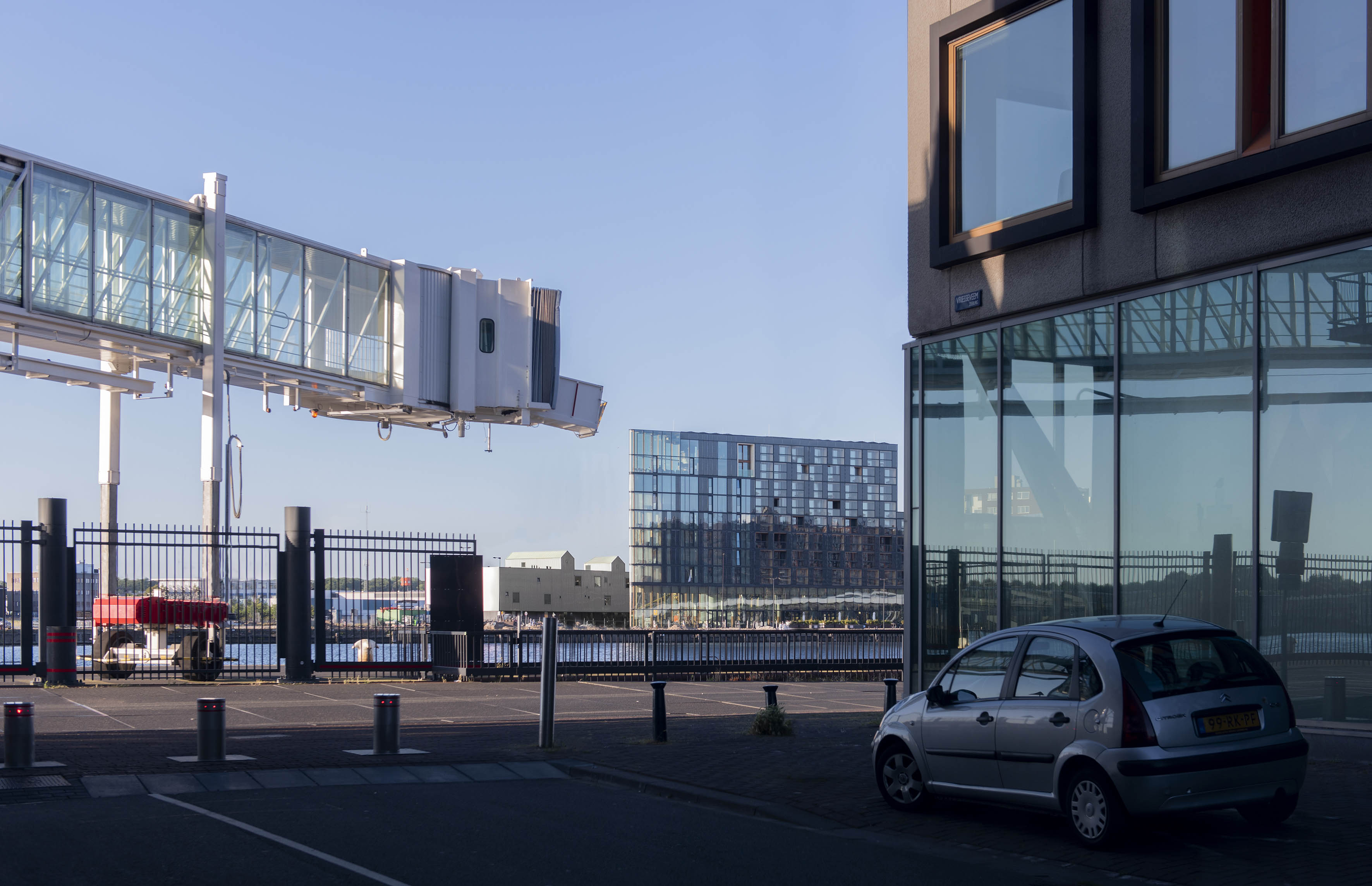 Jakarta hotel, Amsterdam - SeARCH