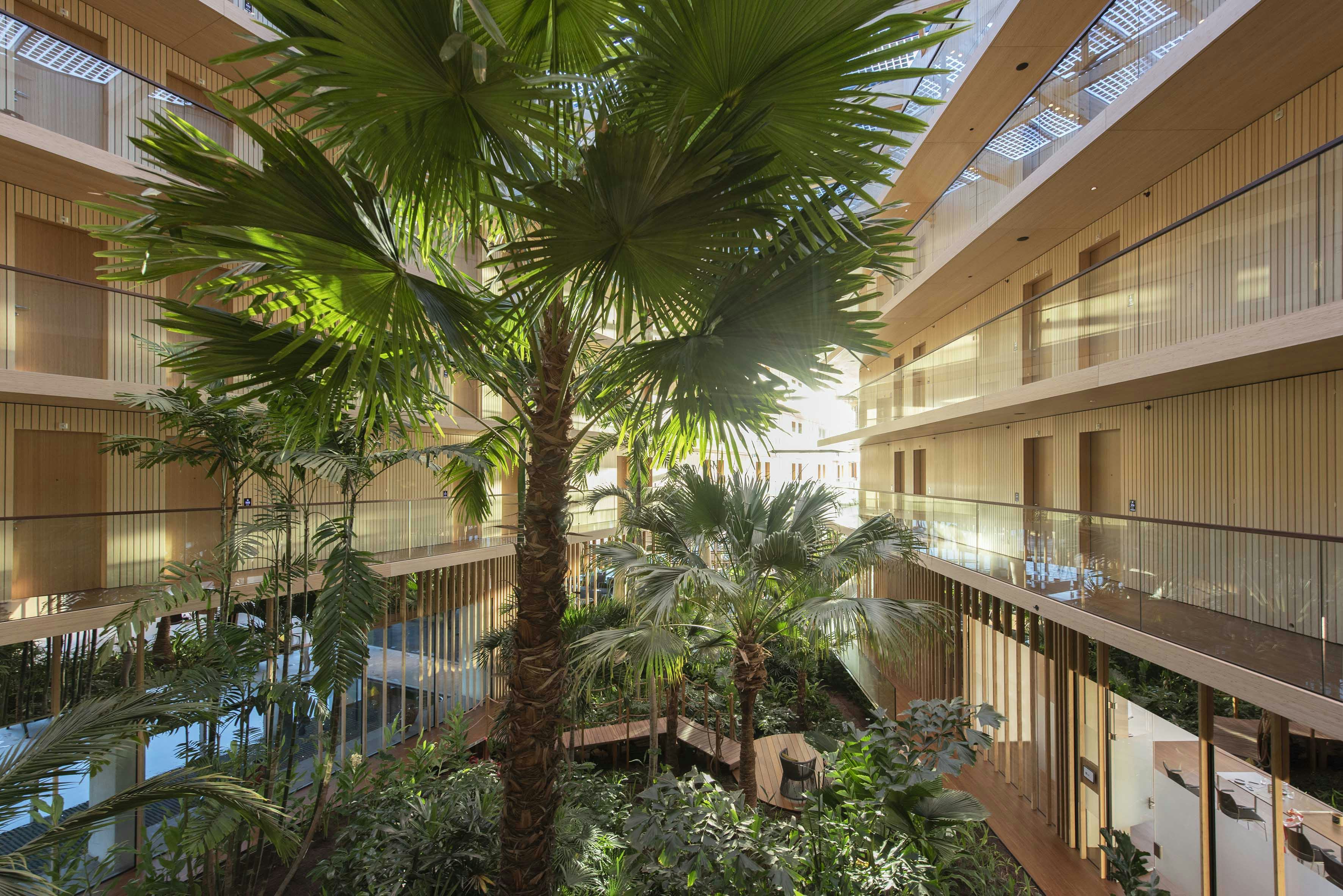 Jakarta hotel, Amsterdam - SeARCH