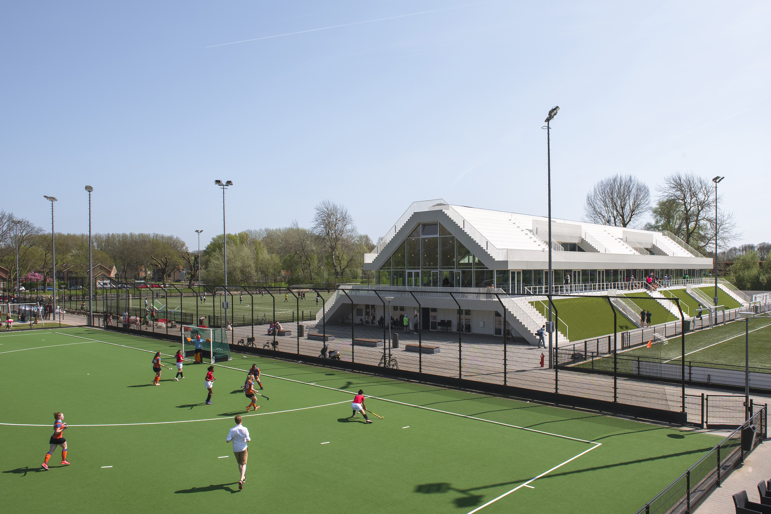 Clubverzamelgebouw Varkenoord Rotterdam - NL Architects, beeld Sebastian van Damme