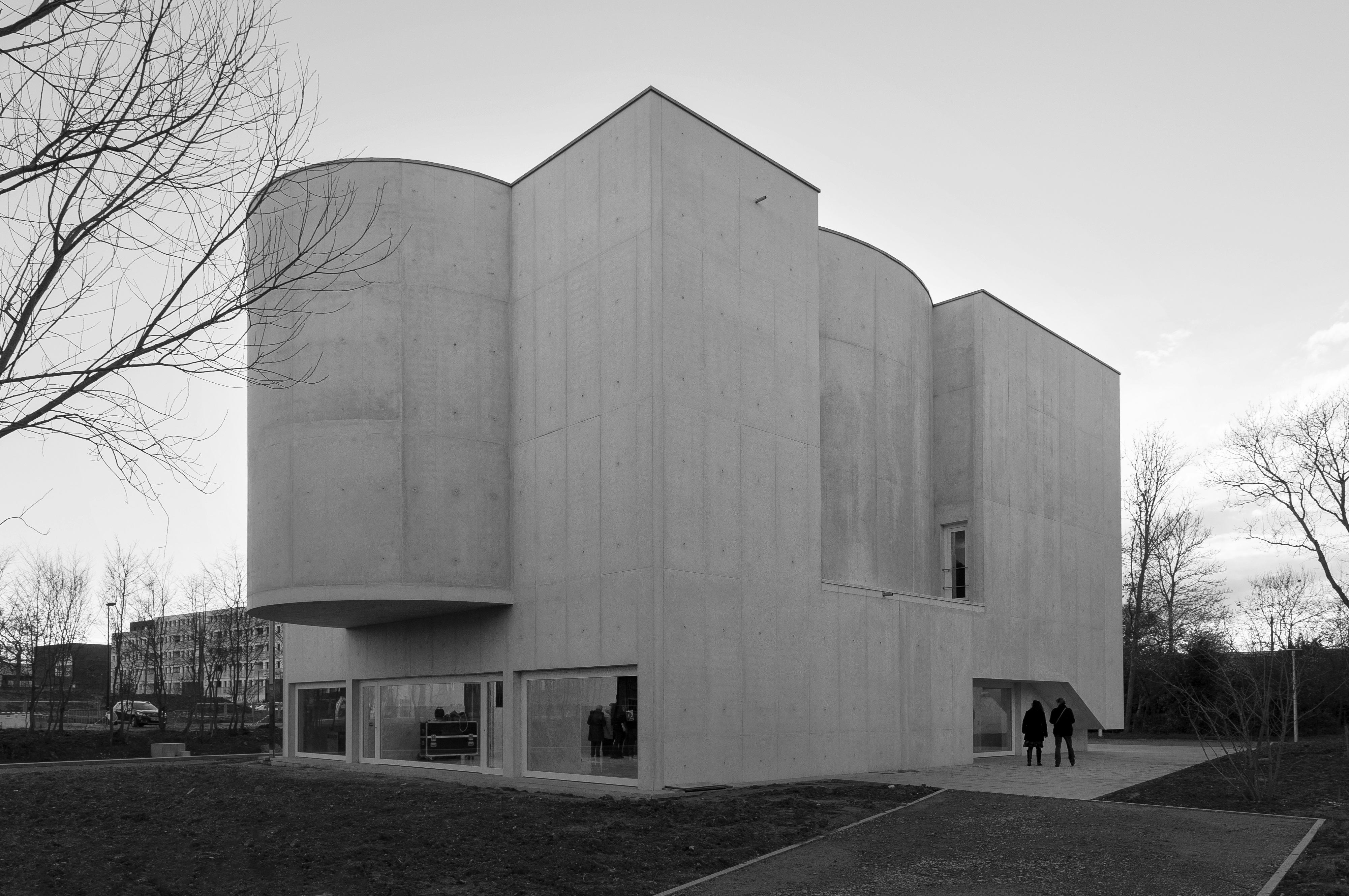 Kerk Sain-Jacques-De-La-Lande in Rennes (FR) – Álvaro Siza. Beeld Ana Amado