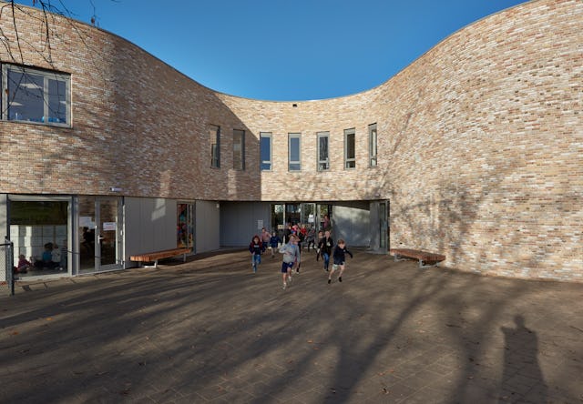 Basisschool de Klokkenberg in Nijmegen, ontworpen door Bendien Wierenga Architecten.