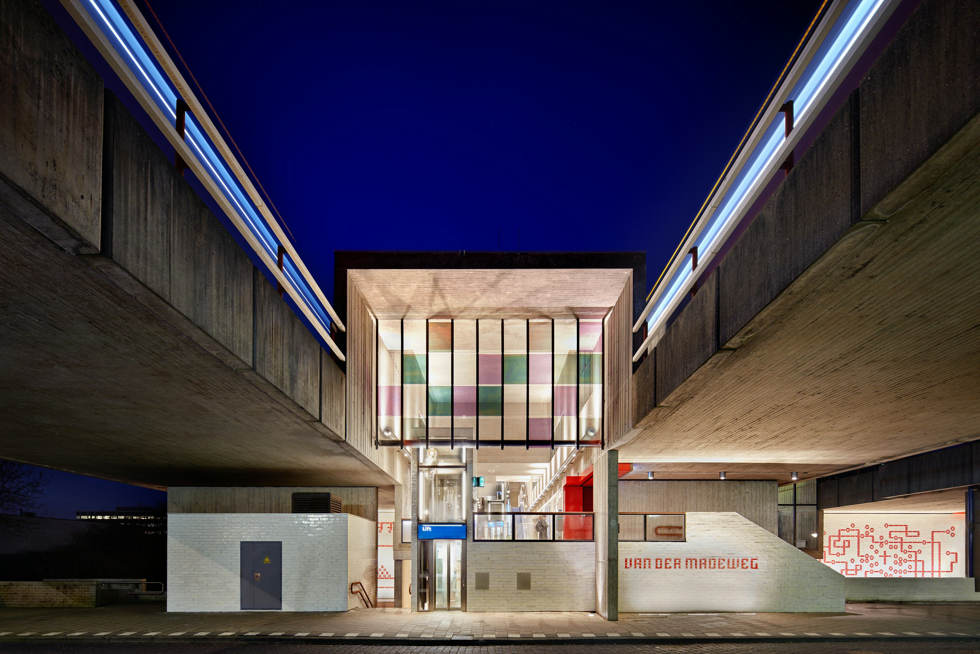 Group A; Metrostation van der Madeweg, Amsterdam