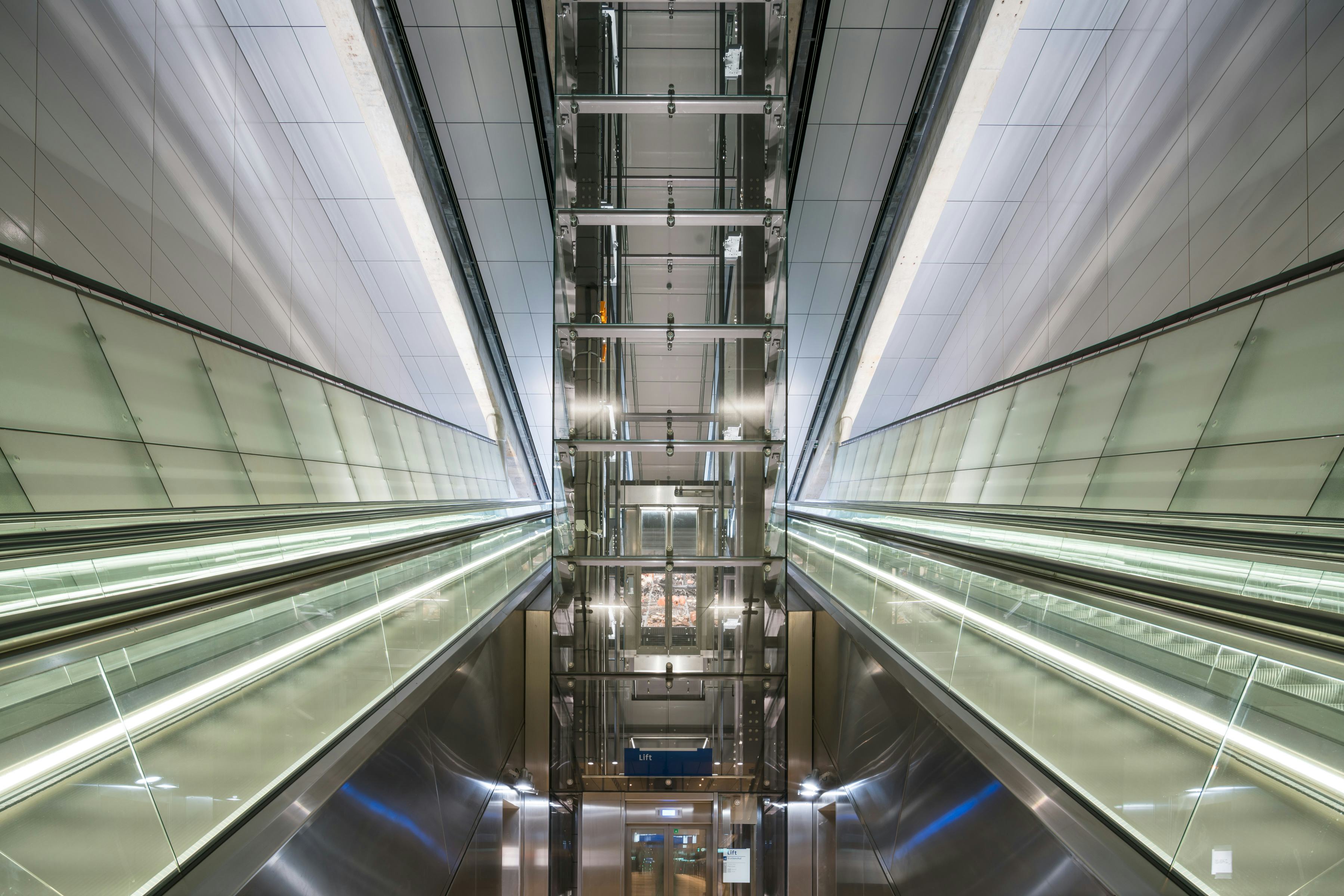 Noord/Zuidlijn. Station Rokin: Jannes Linders