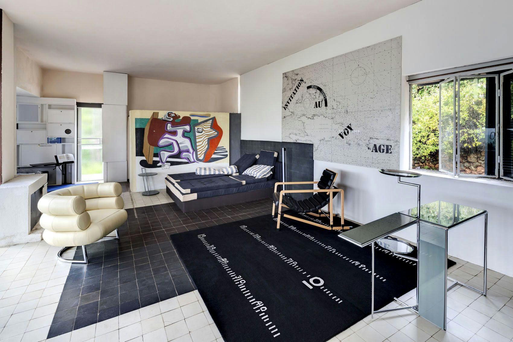 Interieur villa E-1027 van Eileen Gray. Foto: Manuel Bougot. Bron: Ass. Cap Moderne