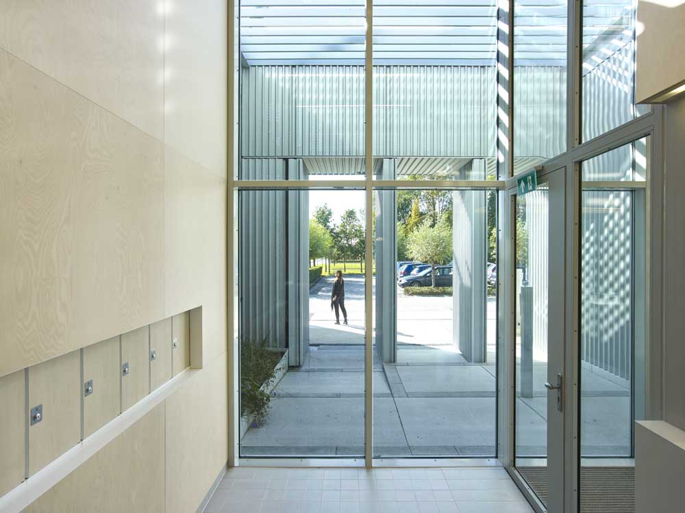 Entreegebouw Pieter Baan Centrum Almere door studio PROTOTYPE, beeld Jeroen Musch 