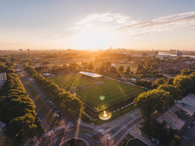 Trainingscomplex ‘1908’ Feyenoord Rotterdam door MoederscheimMoonen Architects, beeld CreativeBros