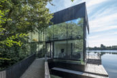 Villa in the Lake, Lechlade (UK) - Mecanoo. Beeld Blue Sky Images