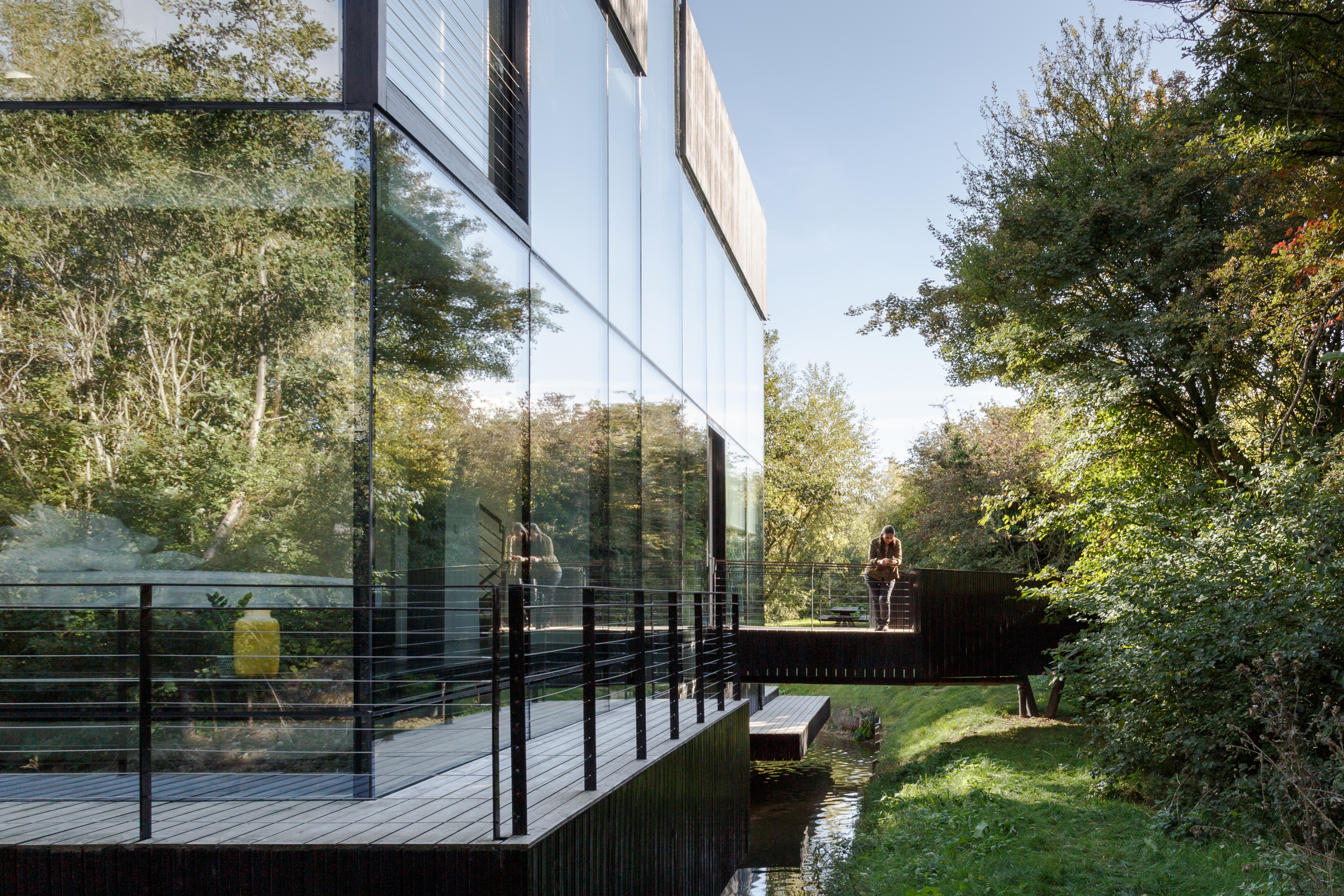 Villa in the Lake, Lechlade (UK) - Mecanoo. Beeld Mariashot.photo
