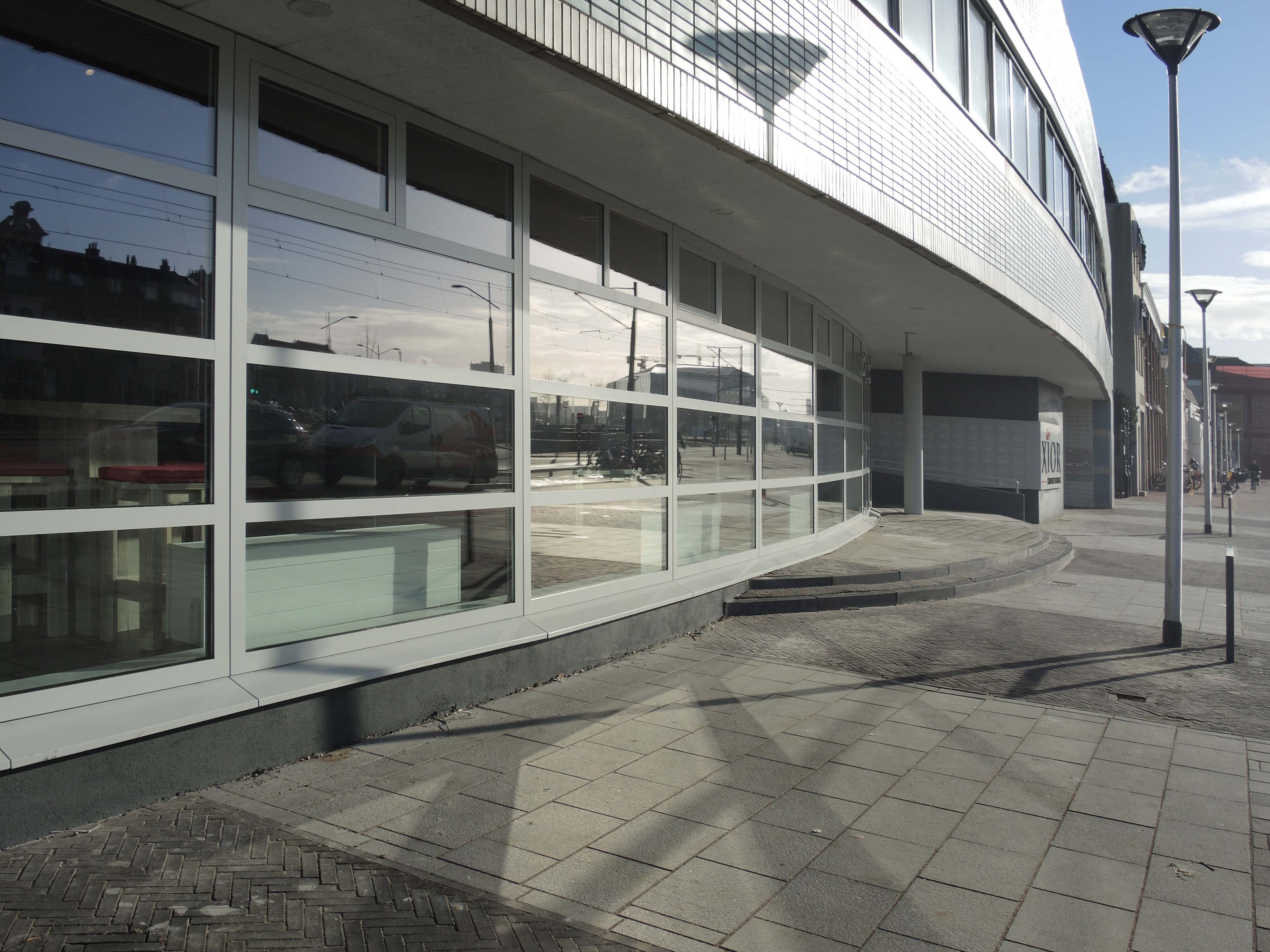 Entree aan de Phoenixstraat in Delft