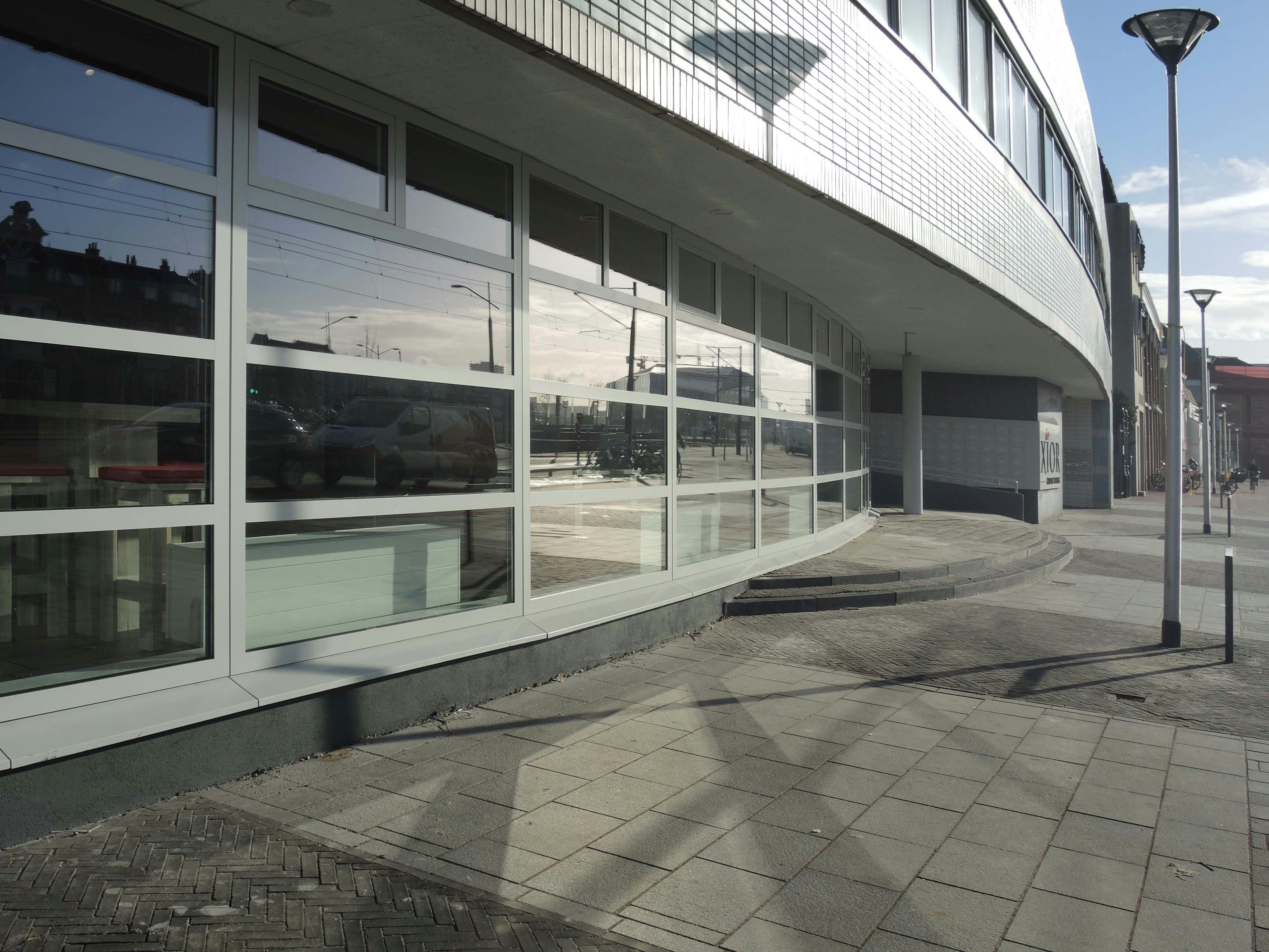 Entree aan de Phoenixstraat in Delft