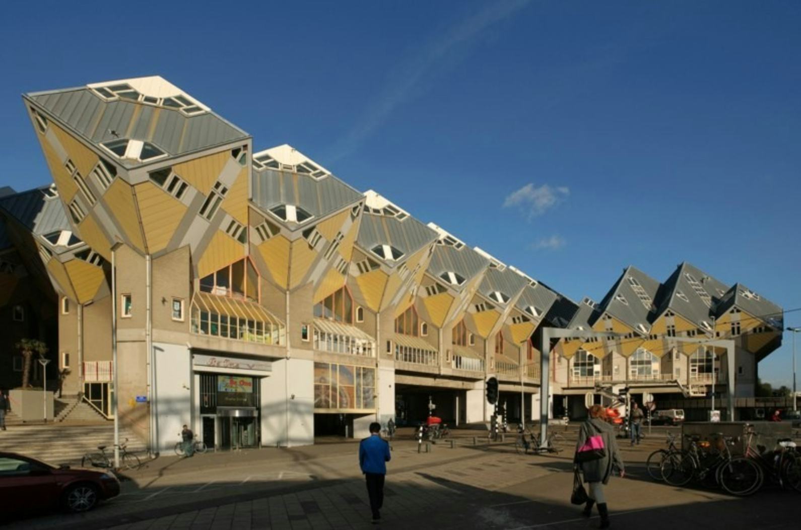 Kubuswoningen in Rotterdam door Piet Blom