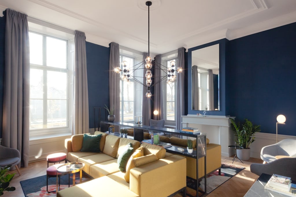 Staybridge Den Haag - Mulderblauw. beeld Muriel Janssen_02