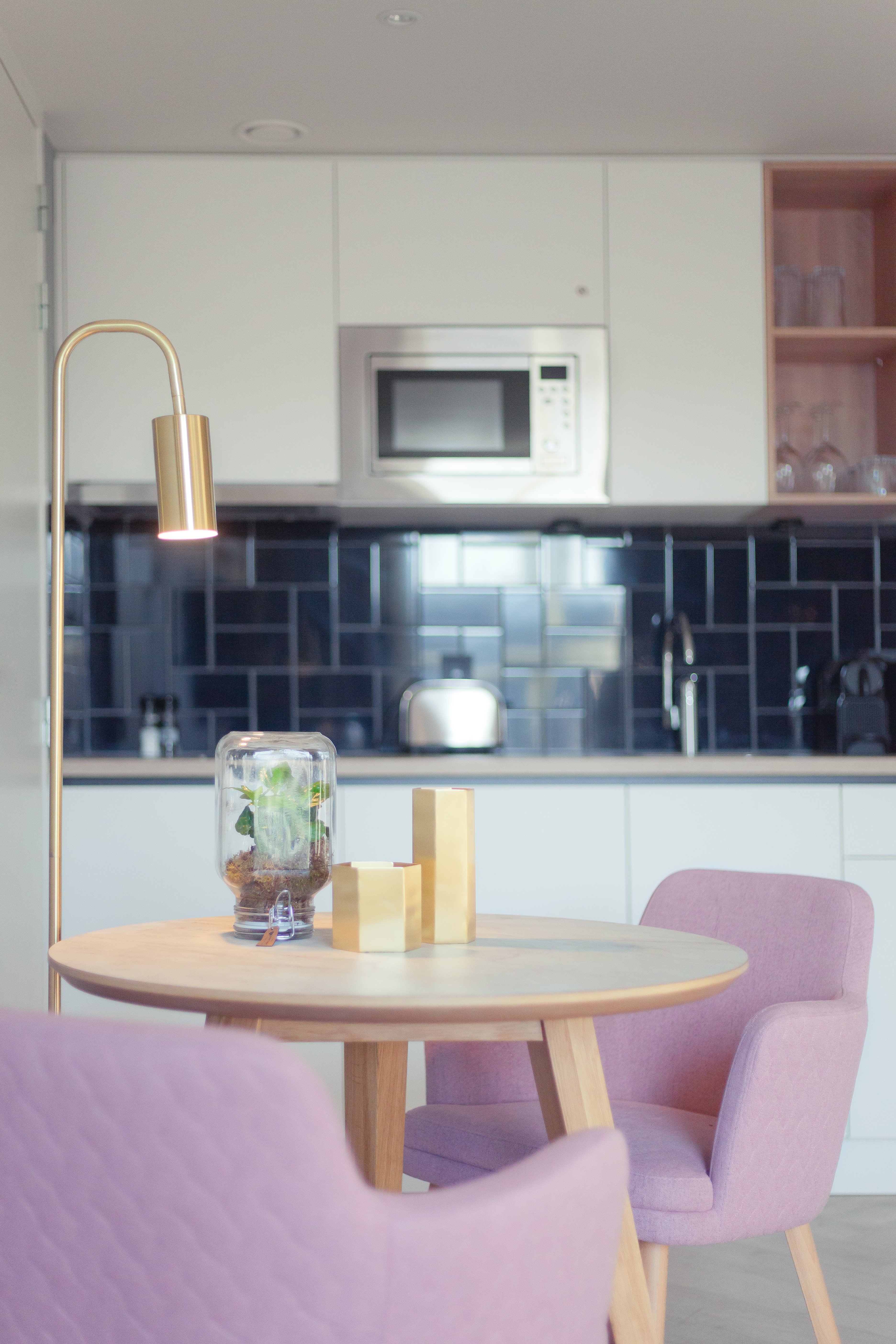 Staybridge Den Haag - Mulderblauw. beeld Muriel Janssen