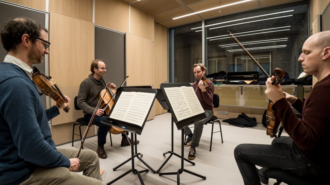 Ingebruikname rco-house. Eerste repetitie ooit in studio jansons. Beeld: Renske Vrolijk
