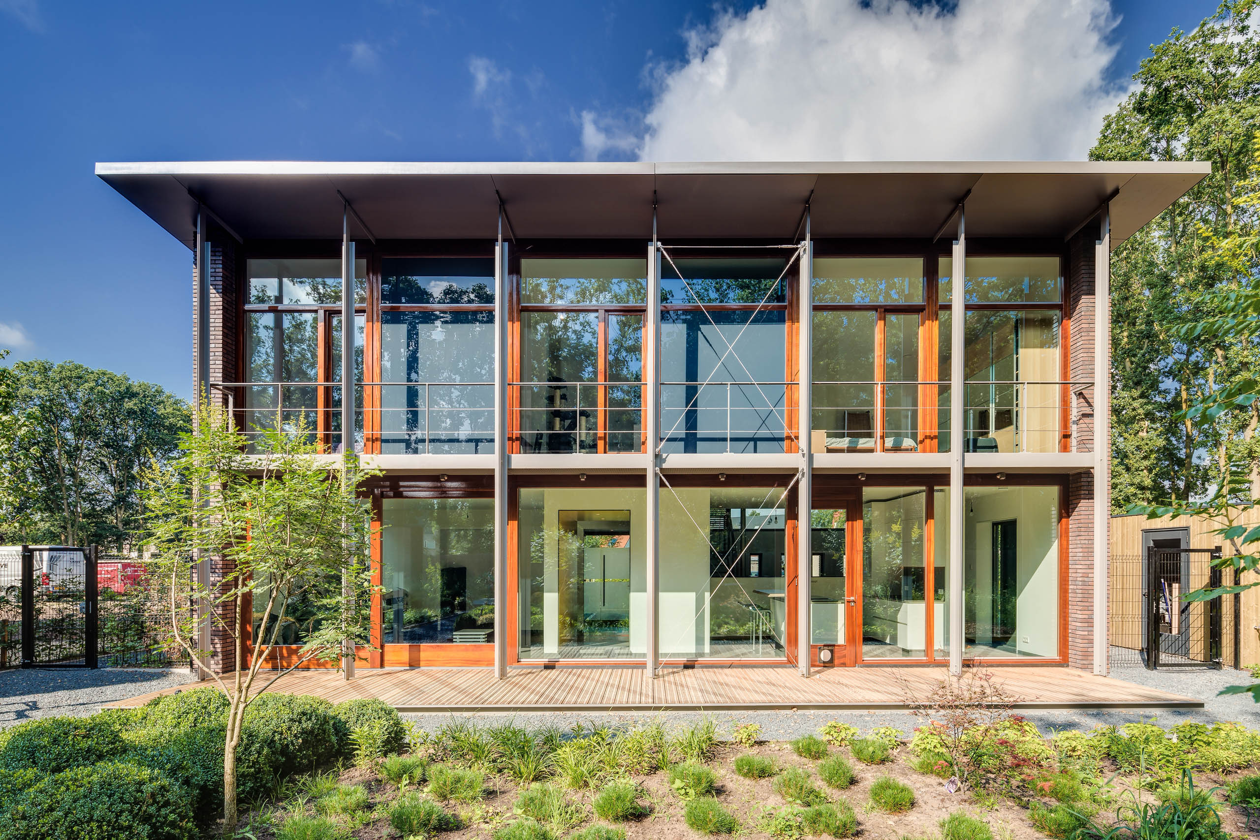 Woonhuis te Waalre achterzijde. fotograaf: Bas Gijselhart (basephotography)