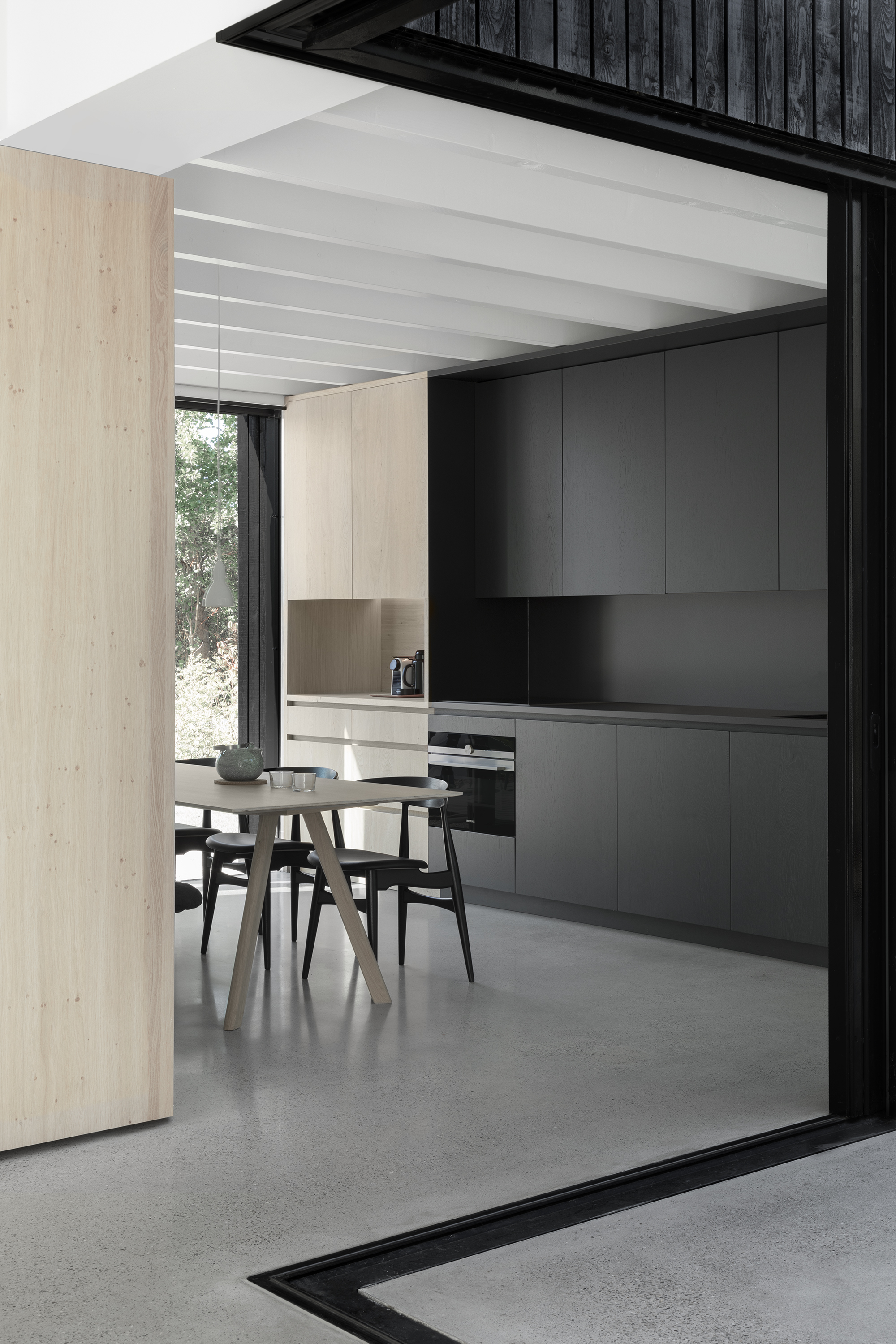 Tiny Holiday Home in Vinkeveen door i29 interior architects en Chris Collaris, beeld Ewout Huibers