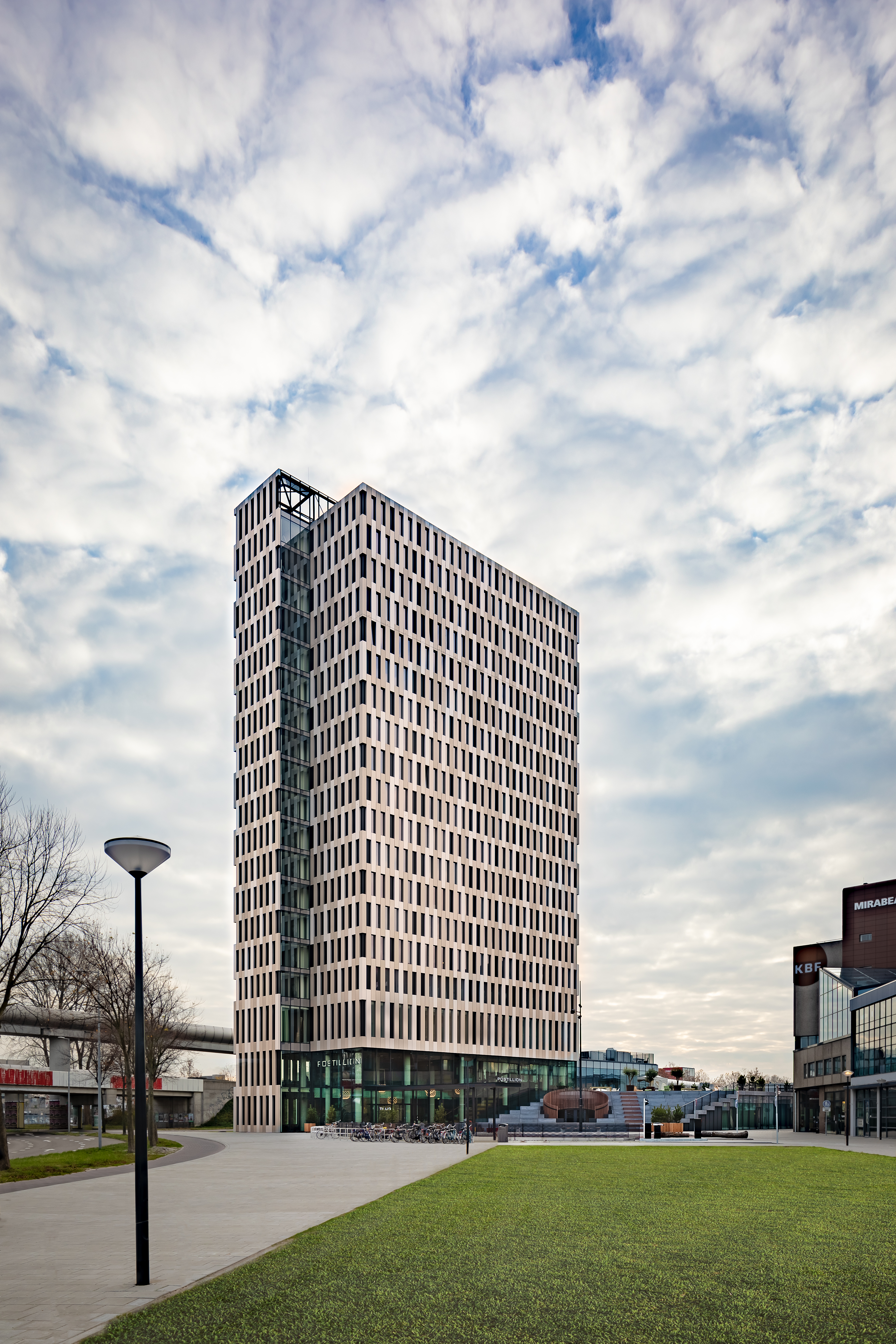 Postillion Hotel Amsterdam door concrete, beeld Isabel Nabuurs voor concrete
