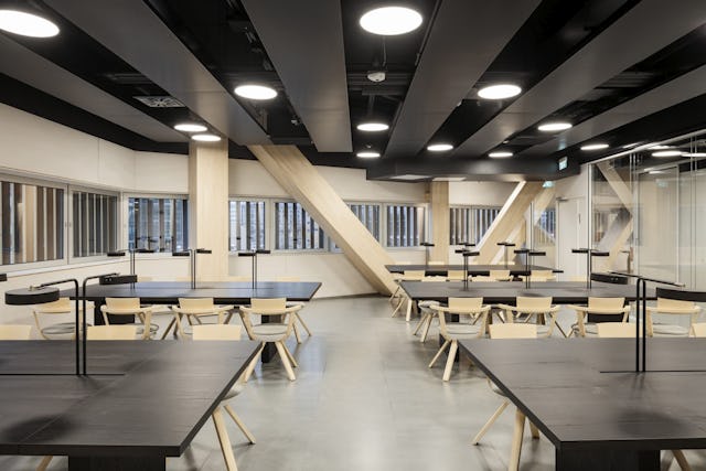 Middenverdieping. Central Library Oodi. Helsinki door ALA Architects. Beeld Tuomas Uusheimo